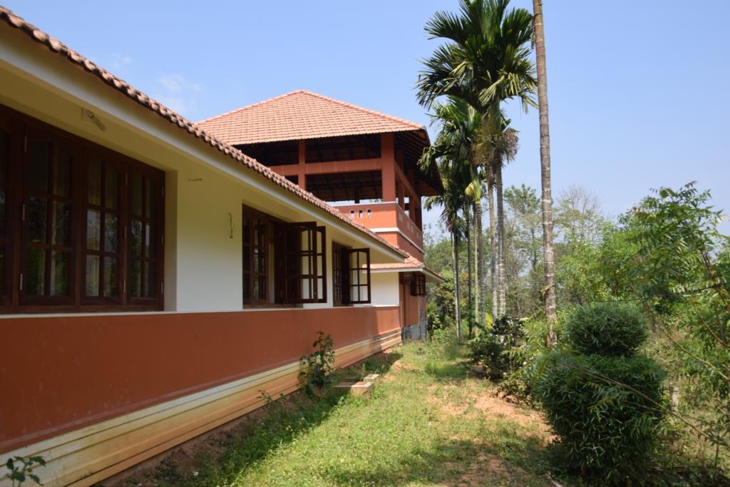 3 Hills County Kalpetta Exterior photo